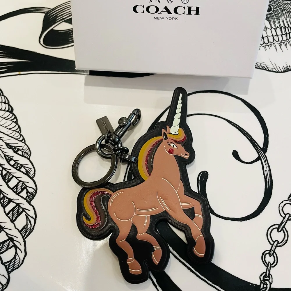 Coach Keychain - Picture 6 of 6